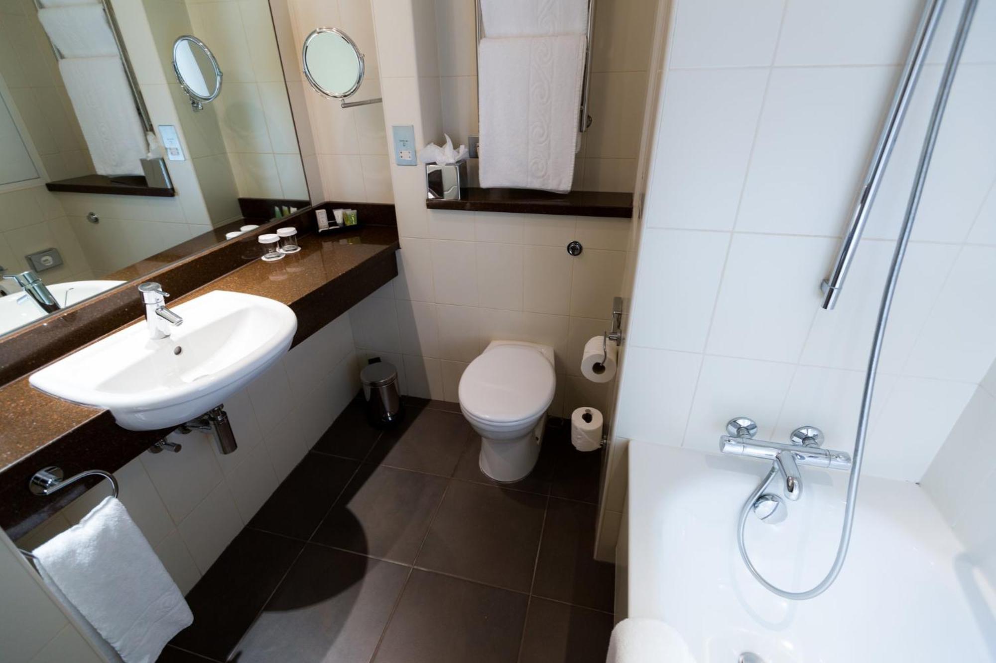 Crowne Plaza London Ealing By Ihg Hotel Luaran gambar
